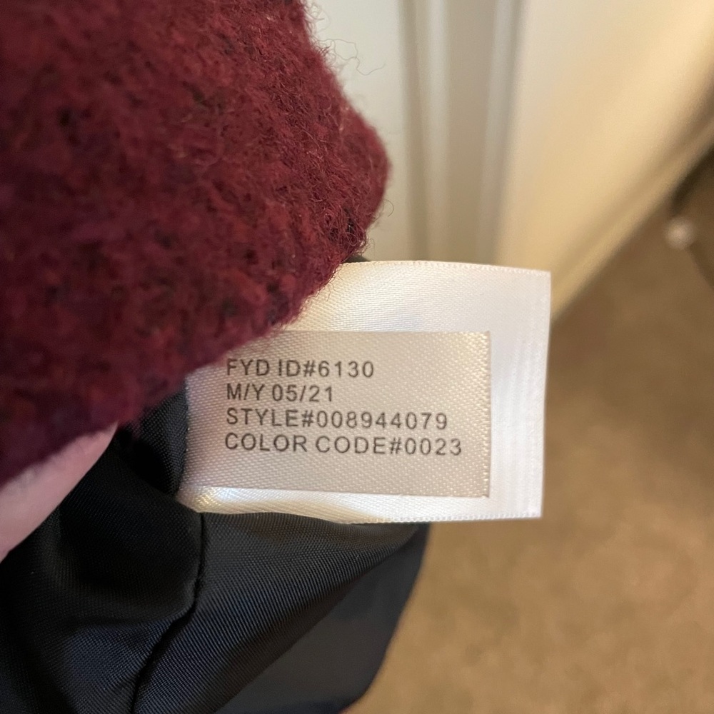 Express Women's Burgundy wool-blend boucle double-breasted coat NWOT - Picture 8 of 9